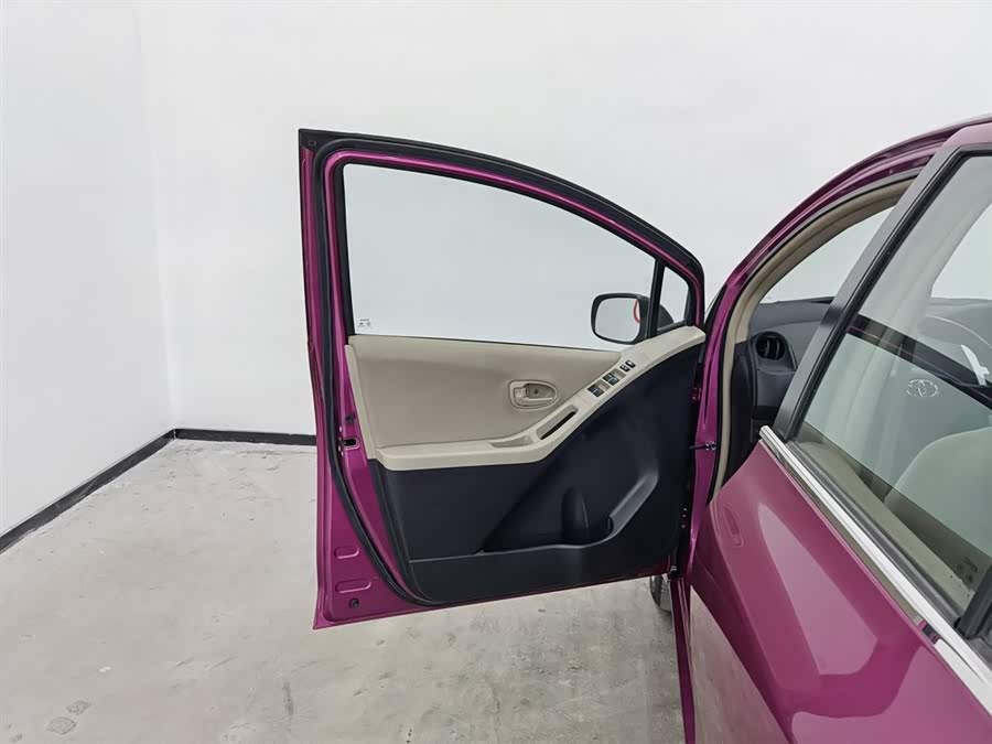 领航员 2013 汽车图片 #9