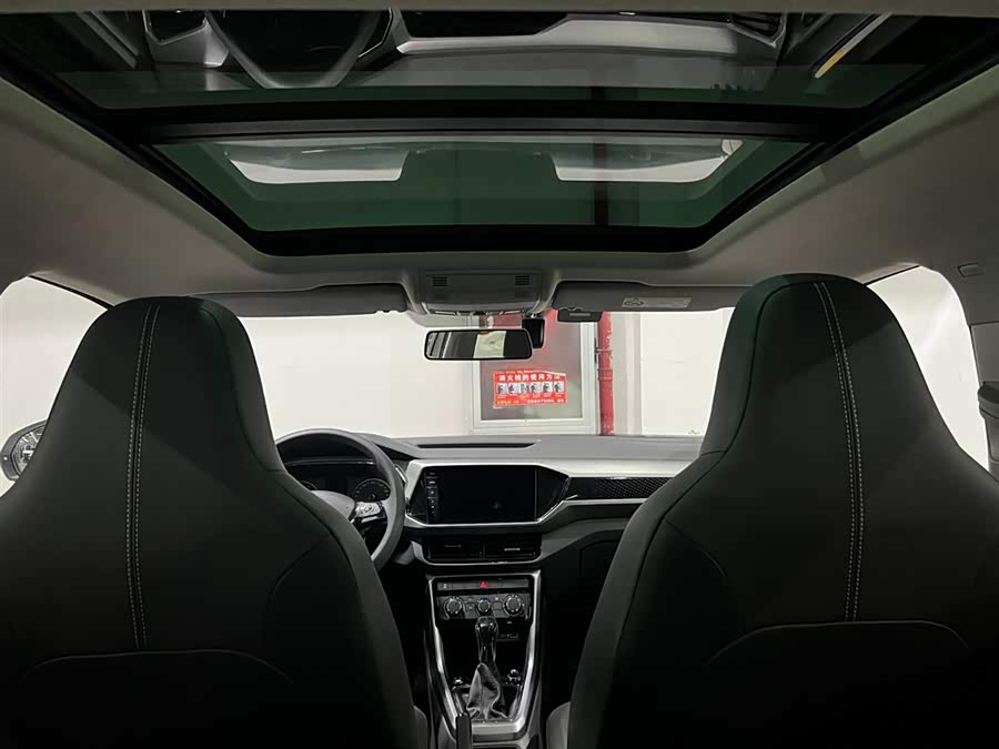 Volkswagen T-Cross 2021 #9 Volkswagen T-Cross 2021 car image #9