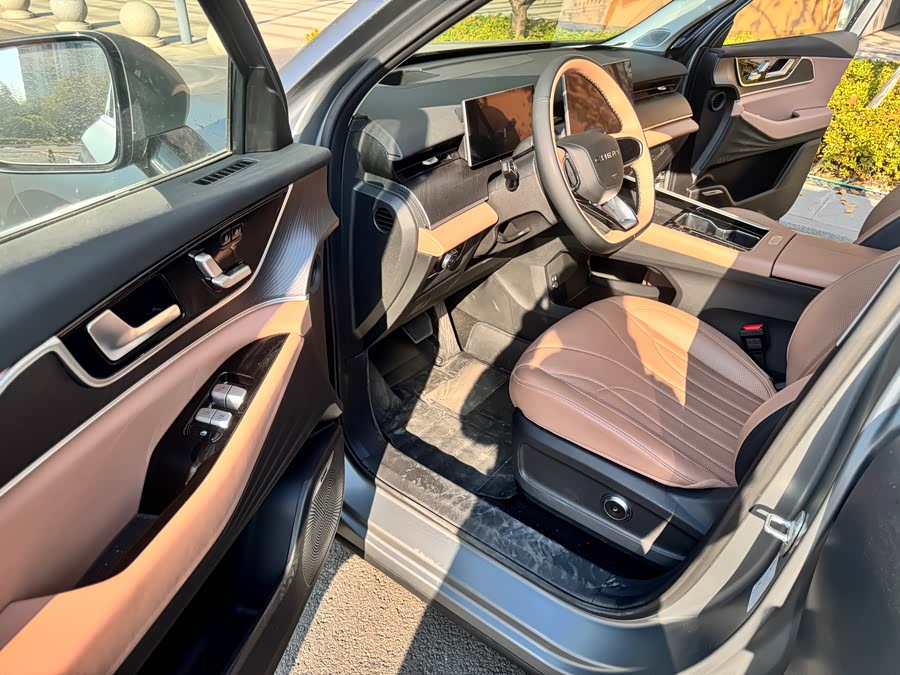 Chery Tiggo8L 2024 immagine di auto #9