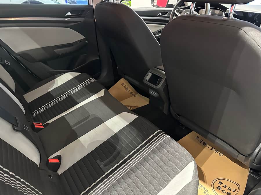 Volkswagen Bora 2024 car image #9