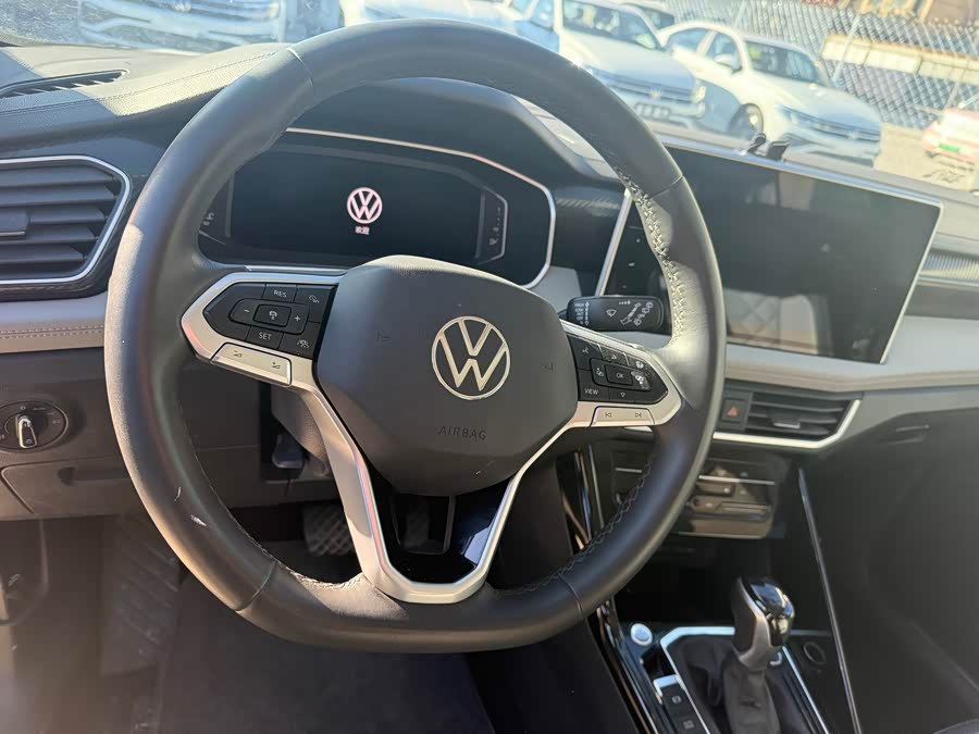 Volkswagen Tayron 2023 car image #9