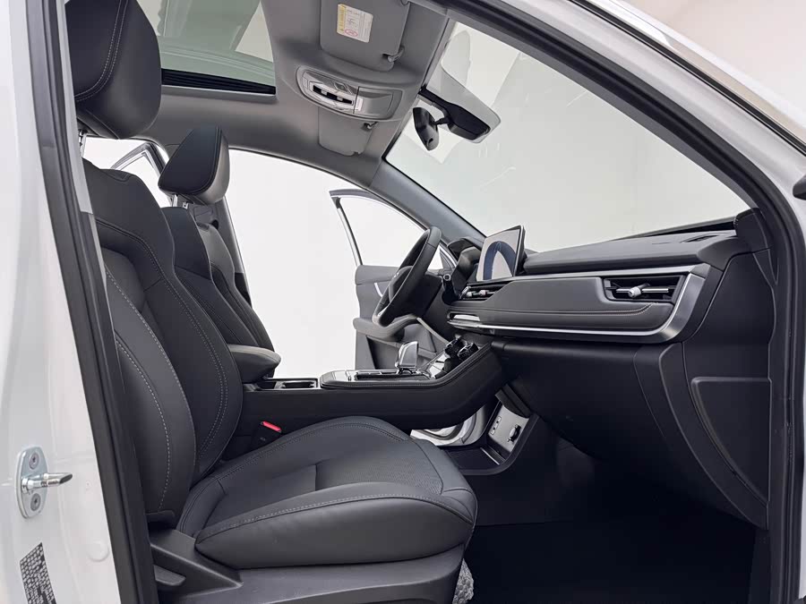 Chery Tiggo 8 2023 car image #9