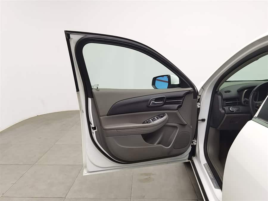 Chevrolet Malibu 2014 #9 Chevrolet Malibu 2014 car image #9