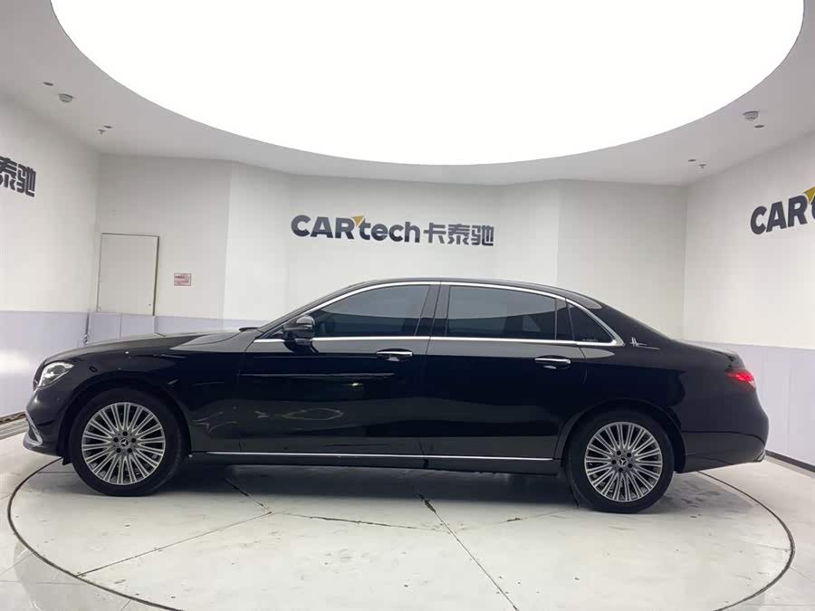 Mercedes-Benz E Class 2023 car image #9