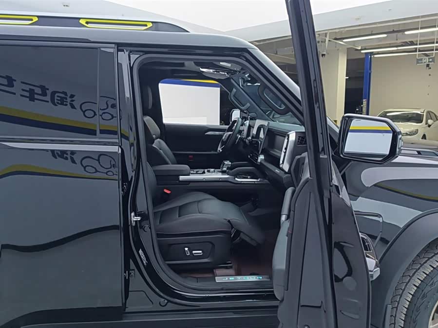 Jetour Traveller 2024 car image #9