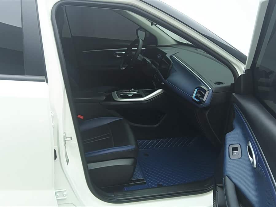 GAC Trumpchi GS3 2025 #9 GAC Trumpchi GS3 2025 car image #9