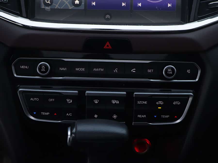 GAC Trumpchi GS8 2017 #9 GAC Trumpchi GS8 2017 car image #9