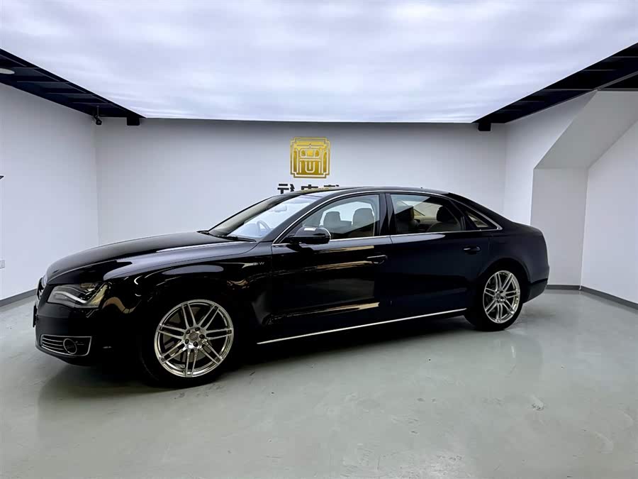 Audi A8 2012 imagen de coche #9