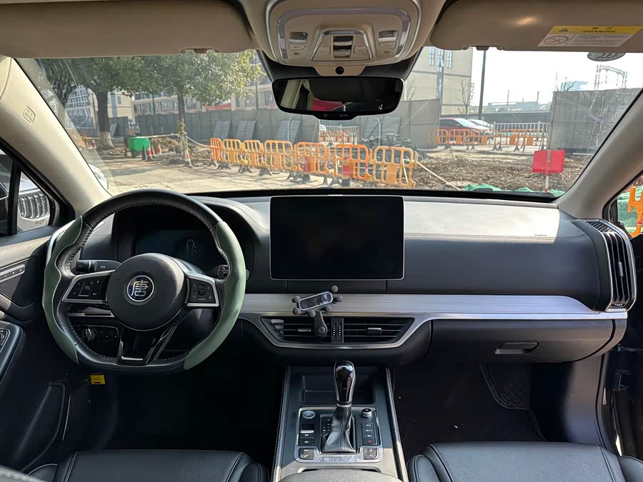 BYD Tang 2019 car image #9