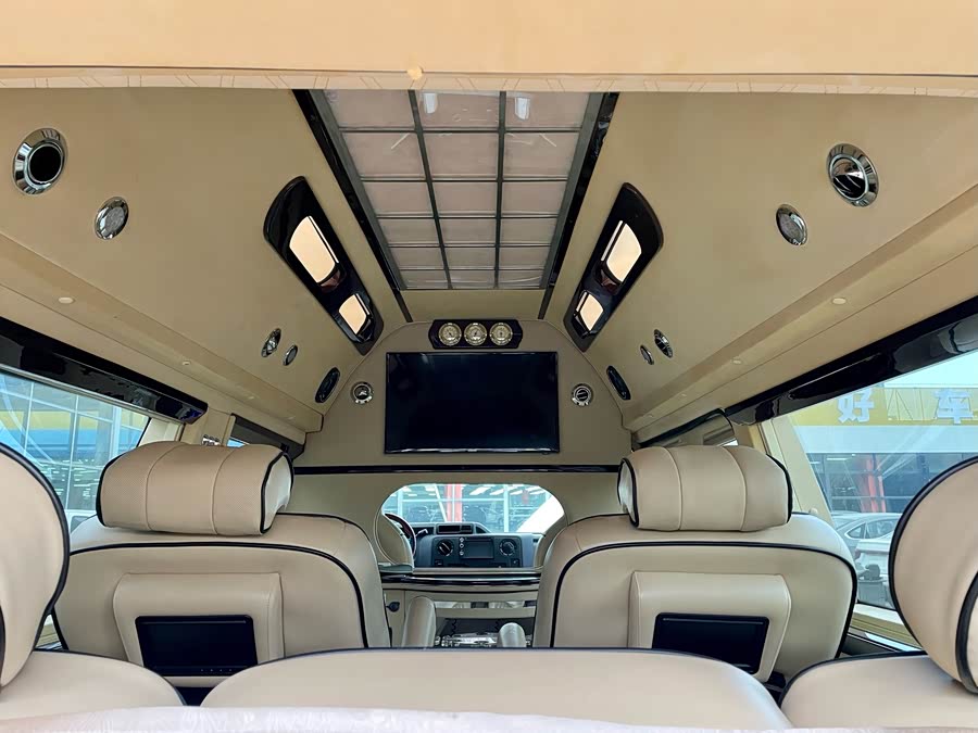 Ford E350 2013 imagen de coche #9