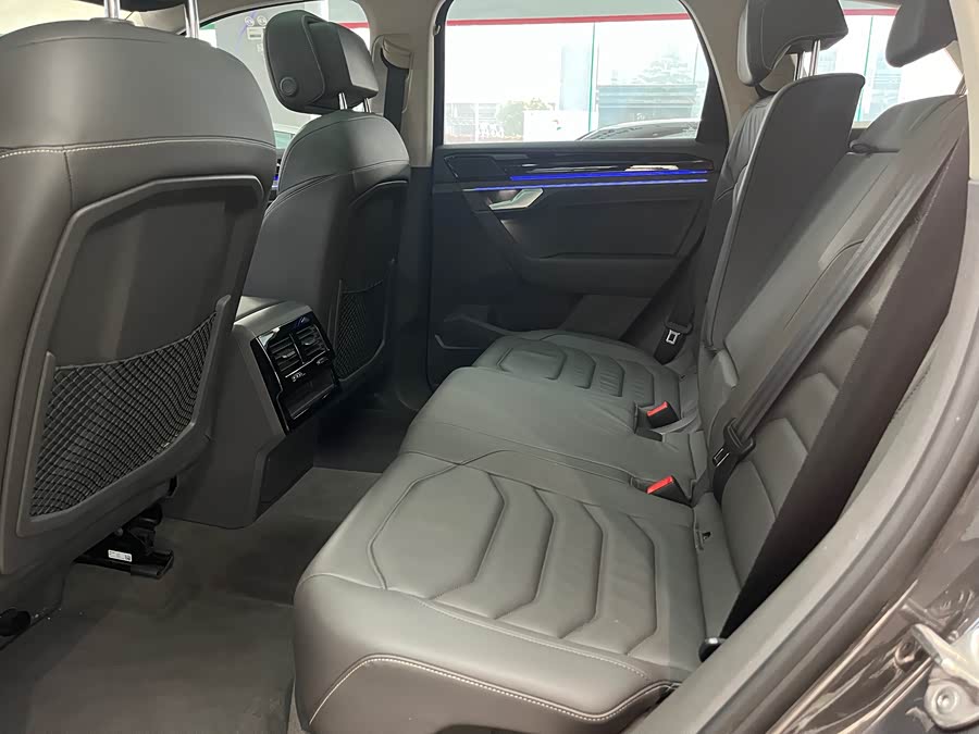 Volkswagen Touareg 2023 #9 Volkswagen Touareg 2023 car image #9