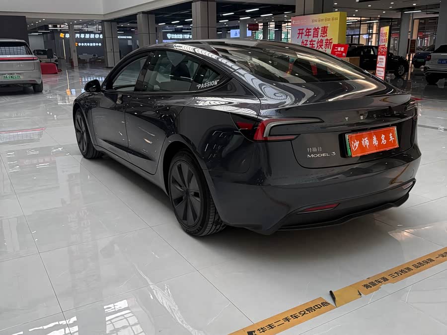 Tesla Model 3 2024 #9 Tesla Model 3 2024 car image #9