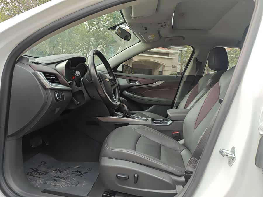 Chevrolet Malibu 2018 car image #9