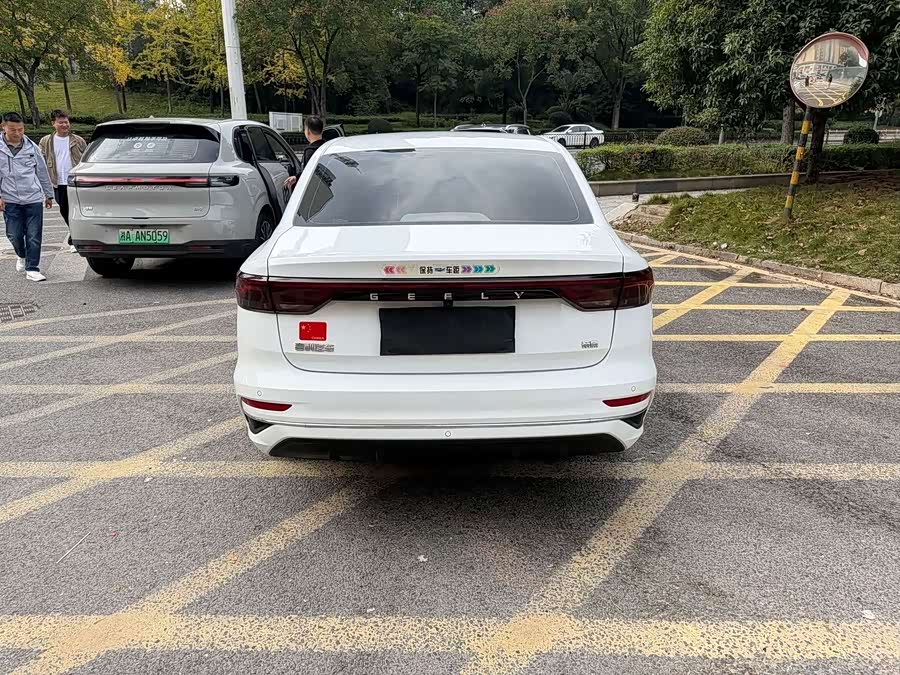 GEELY Emgrand 2023 #9 GEELY Emgrand 2023 car image #9