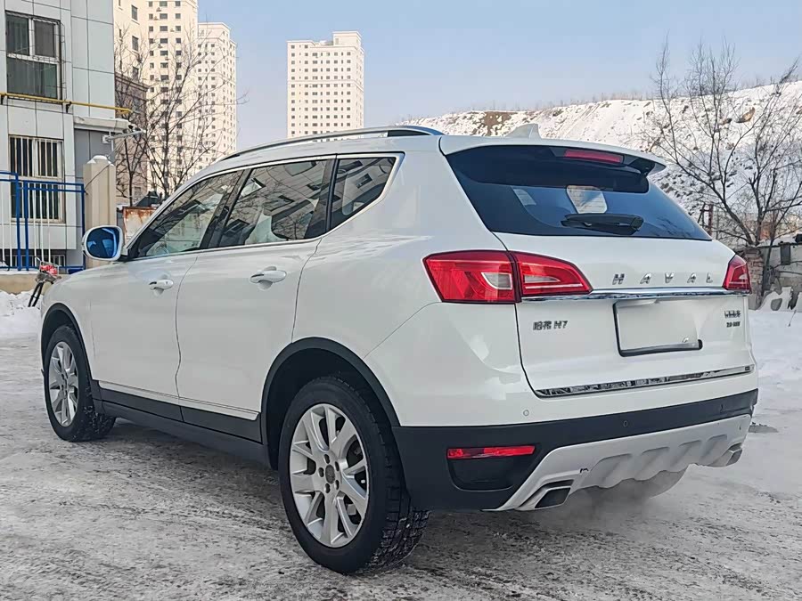 Haval H7 2016 car image #9