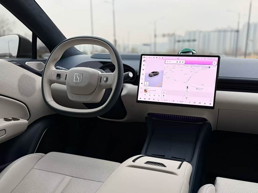 Zeekr 007 2025 immagine di auto #9