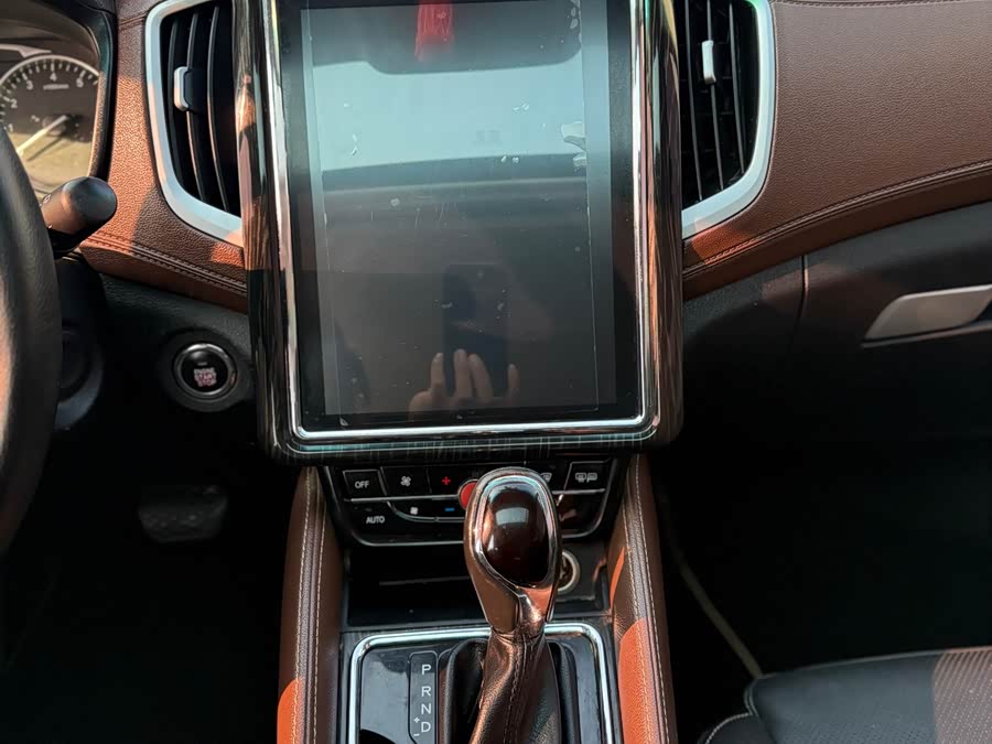 SWM X7 2019 imagen de coche #9