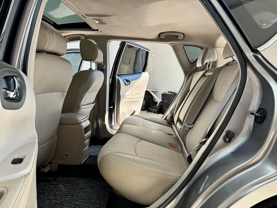 日产 骐达TIIDA 2012 汽车图片 #9