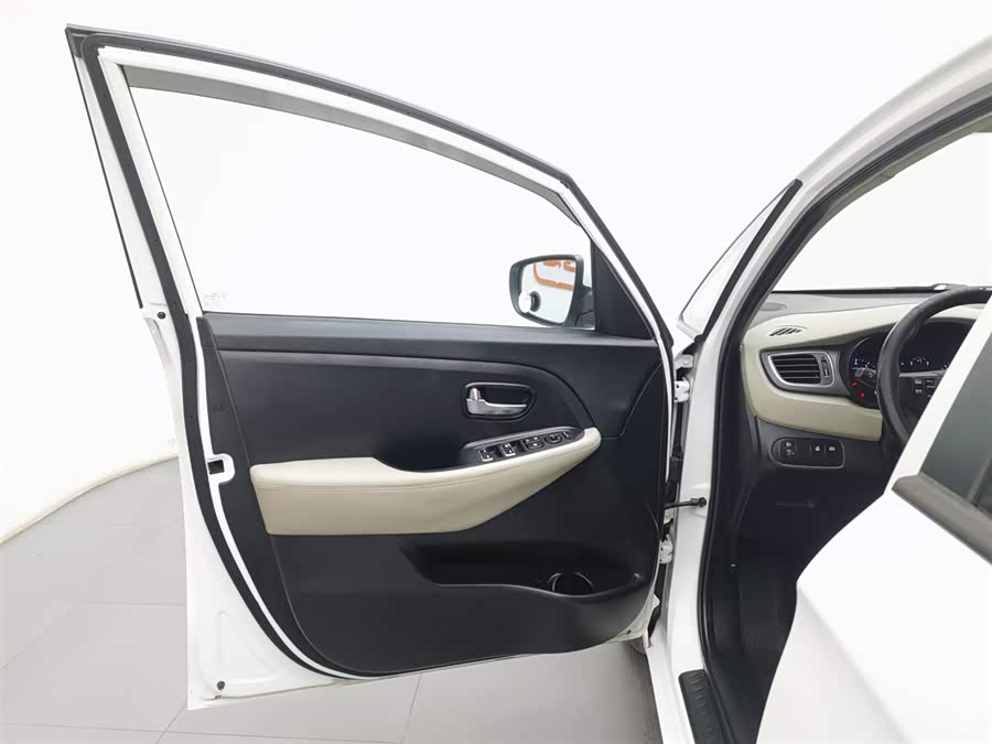 起亚 佳乐 2014 汽车图片 #9