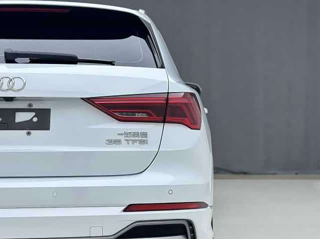 Audi Q3 2022 #9 Audi Q3 2022 car image #9