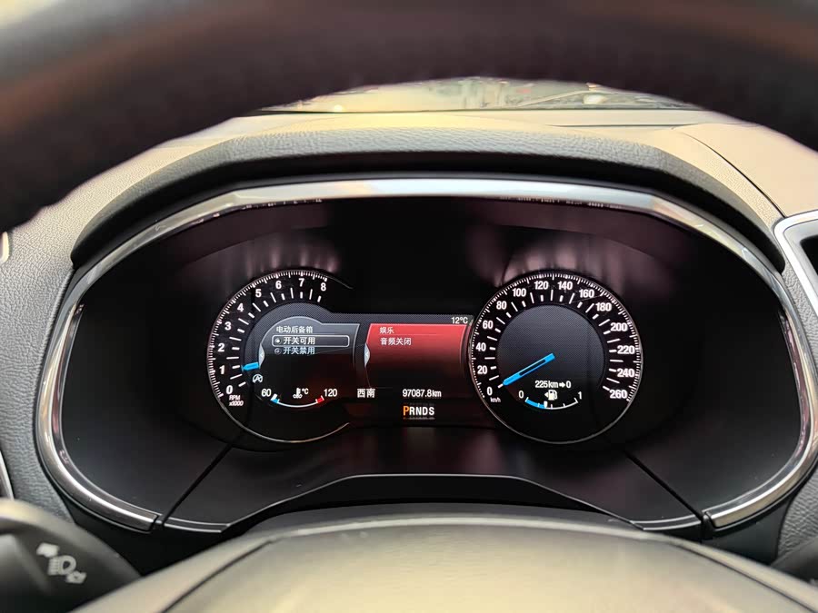 Ford Edge 2018 immagine di auto #9