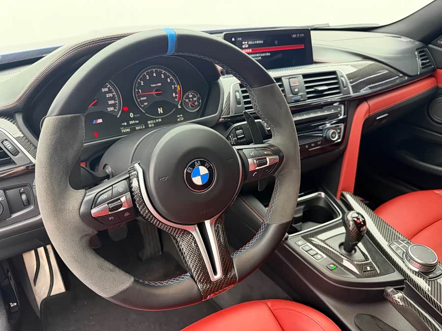 BMW M4 2019 car image #9