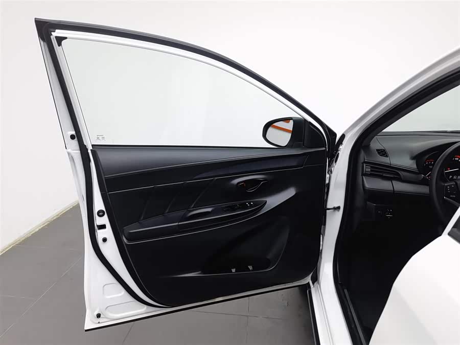 Toyota Yaris L Zhixuan 2022 car image #9