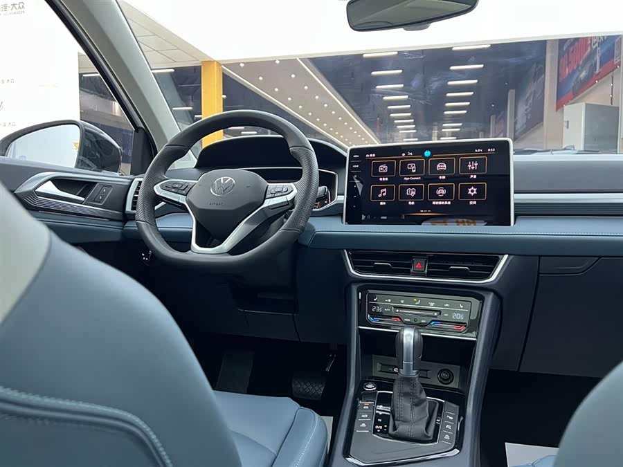 Volkswagen Tharu 2024 car image #9