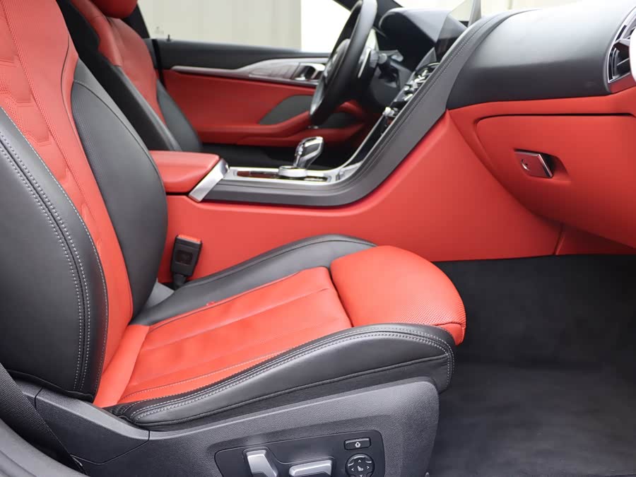 BMW 8 Series 2023 #9 BMW 8 Series 2023 car image #9