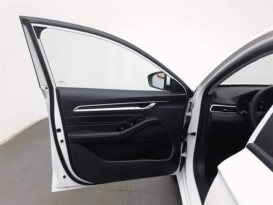 GEELY Emgrand 2022 #9 GEELY Emgrand 2022 car image #9