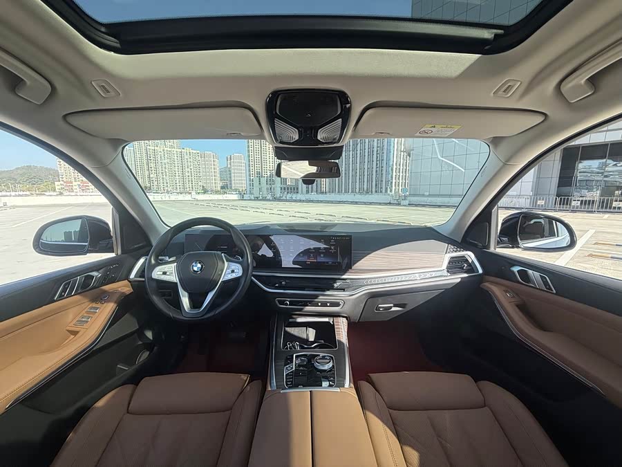 BMW X7 2023 immagine di auto #9