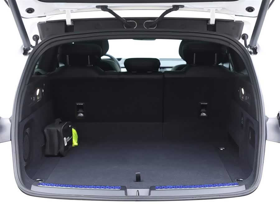 哪吒汽车 哪吒S猎装 2025 #9 哪吒汽车 哪吒S猎装 2025 汽车图片 #9