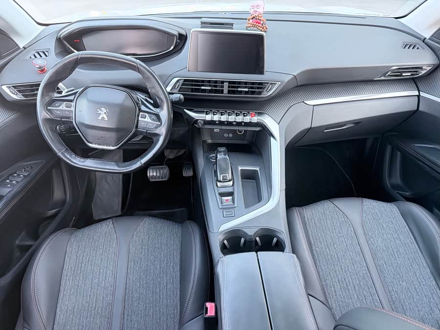 Peugeot 5008 2017 car image #9