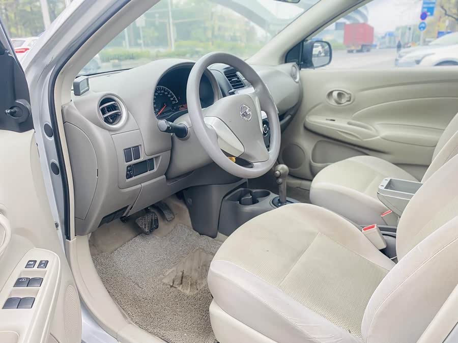 Nissan Sunny 2016 #9 Nissan Sunny 2016 car image #9