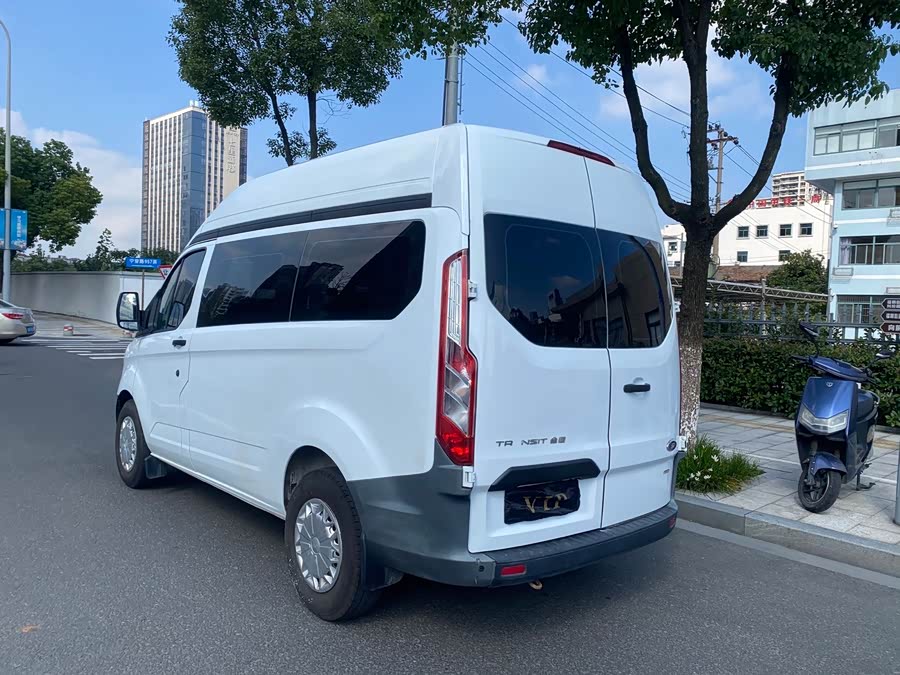 Ford Transit 2021 car image #9