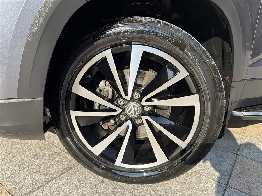 Volkswagen Tharu 2020 car image #9