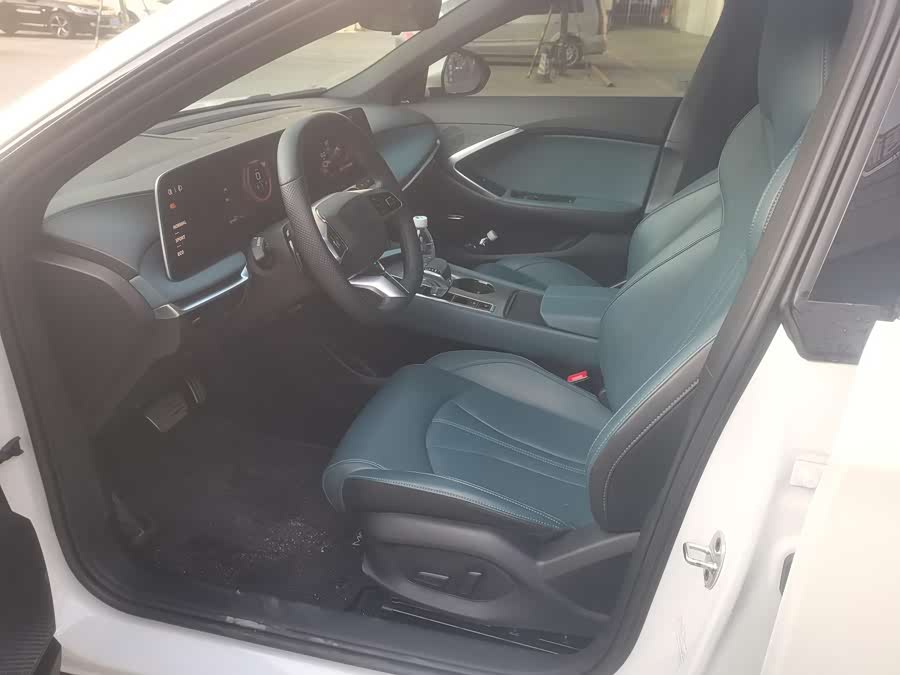 MG 7 2024 car image #9