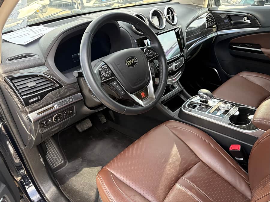 BYD Tang New Energy 2016 car image #9