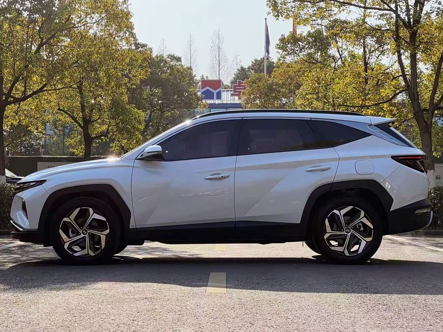 Hyundai Tucson 2022 car image #9