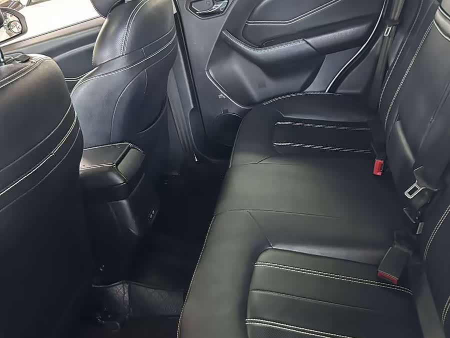 Soueast DX3 2019 car image #9