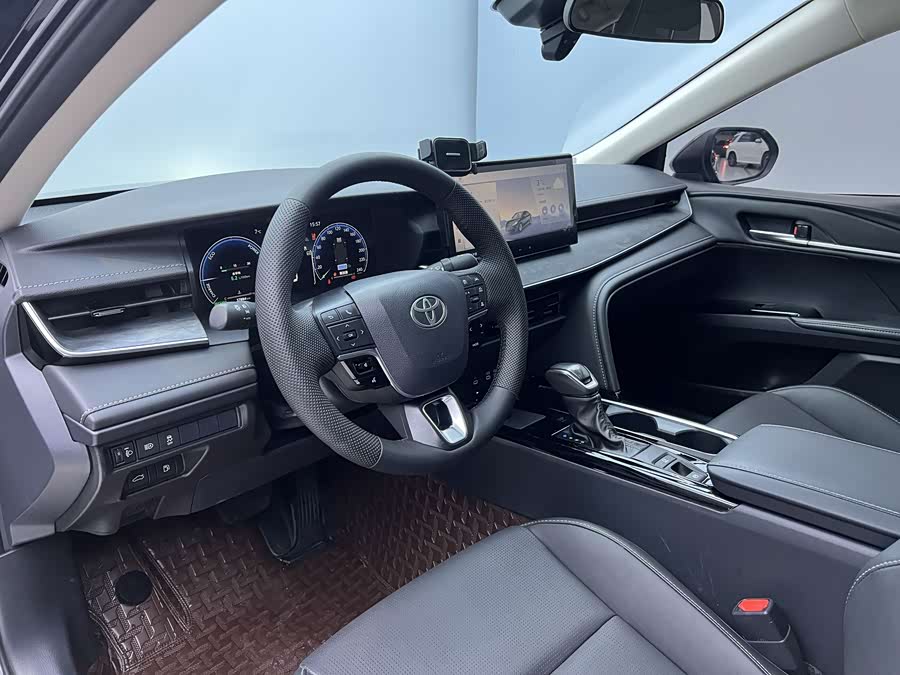 Toyota Camry 2024 #9 Toyota Camry 2024 car image #9