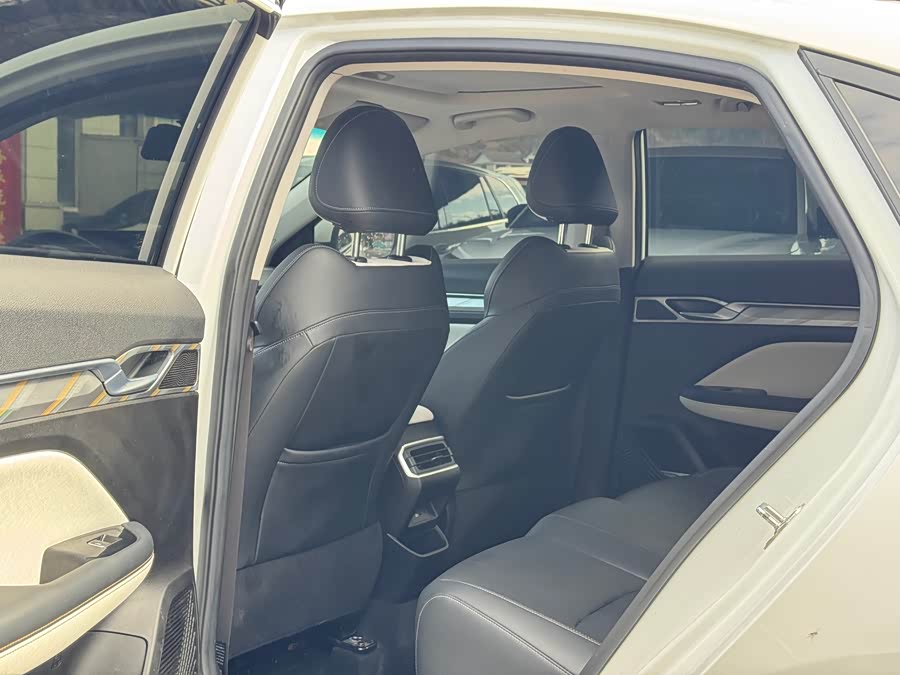 GEELY Emgrand L 2021 #9 GEELY Emgrand L 2021 car image #9