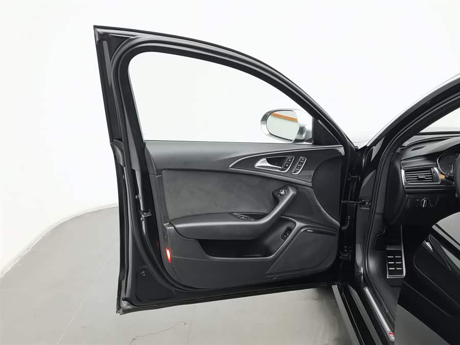 Audi S6 2013 immagine di auto #9