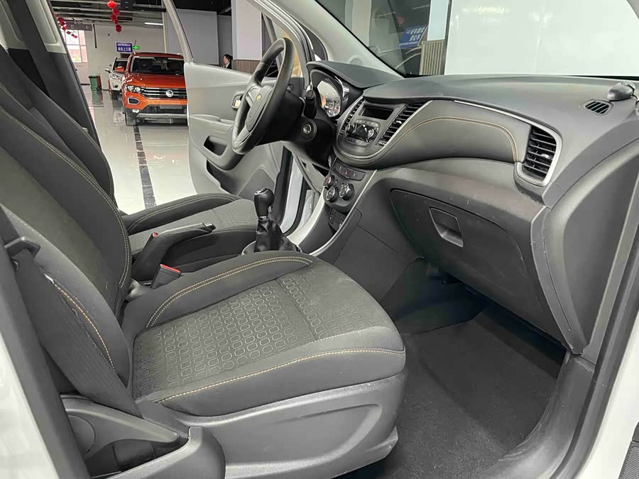 Chevrolet Tracker 2016 car image #9