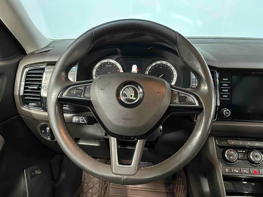 Skoda Kodiaq 2017 изображение автомобиля #9