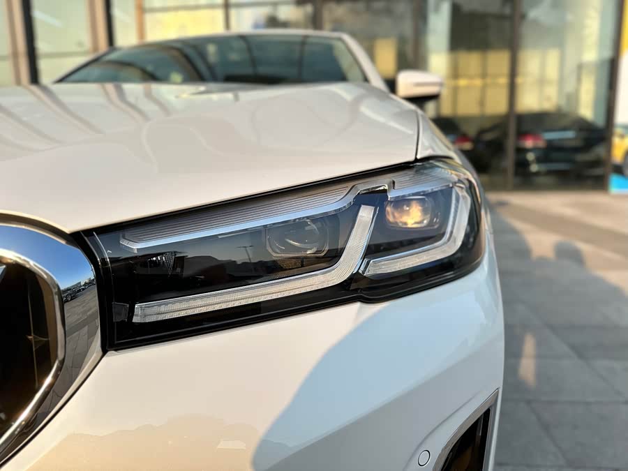 BMW 5 Series New Energy 2020 car image #9