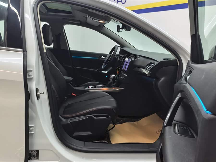 标致 标致408 2018 汽车图片 #9