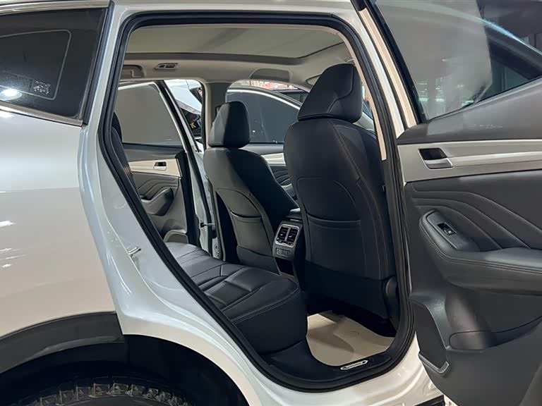 Haval F7 2019 car image #9