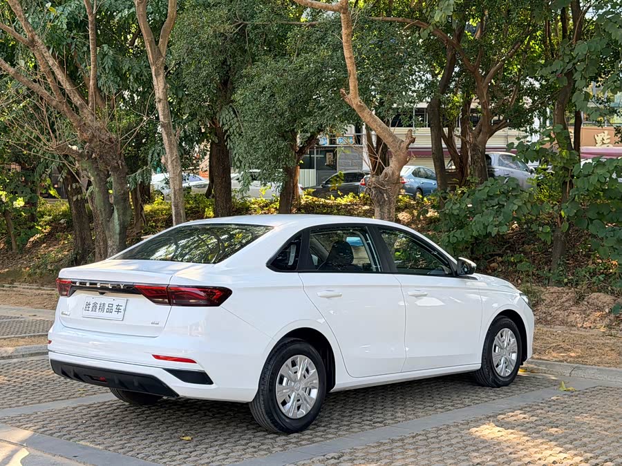 GEELY Emgrand 2024 #9 GEELY Emgrand 2024 car image #9