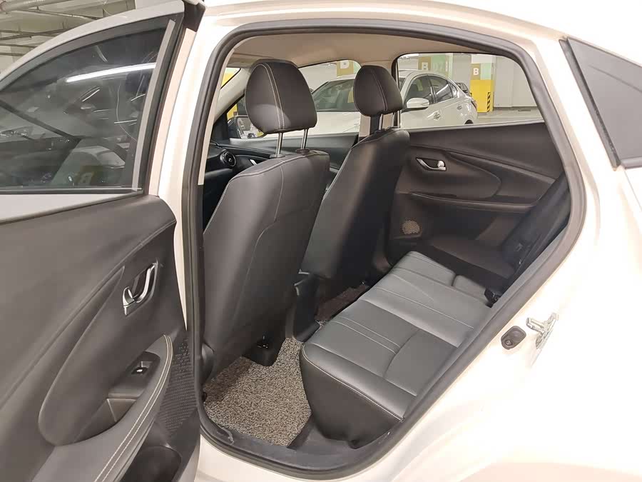 Changan Alsvin 2020 car image #9